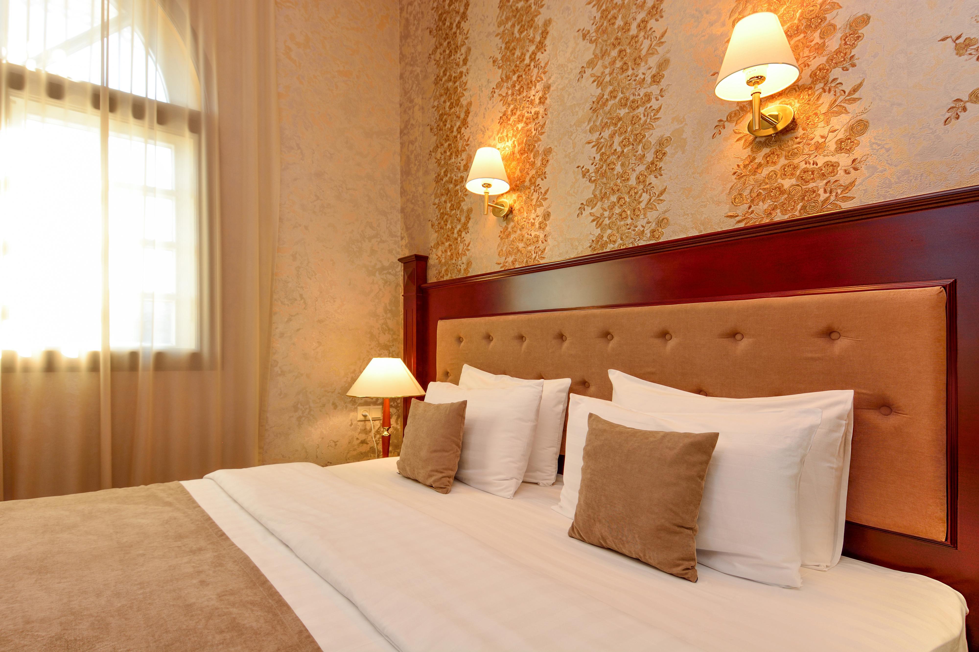 리버 사이드 호텔 츠빌리시 트빌리시 외부 사진 A bedroom at the hotel