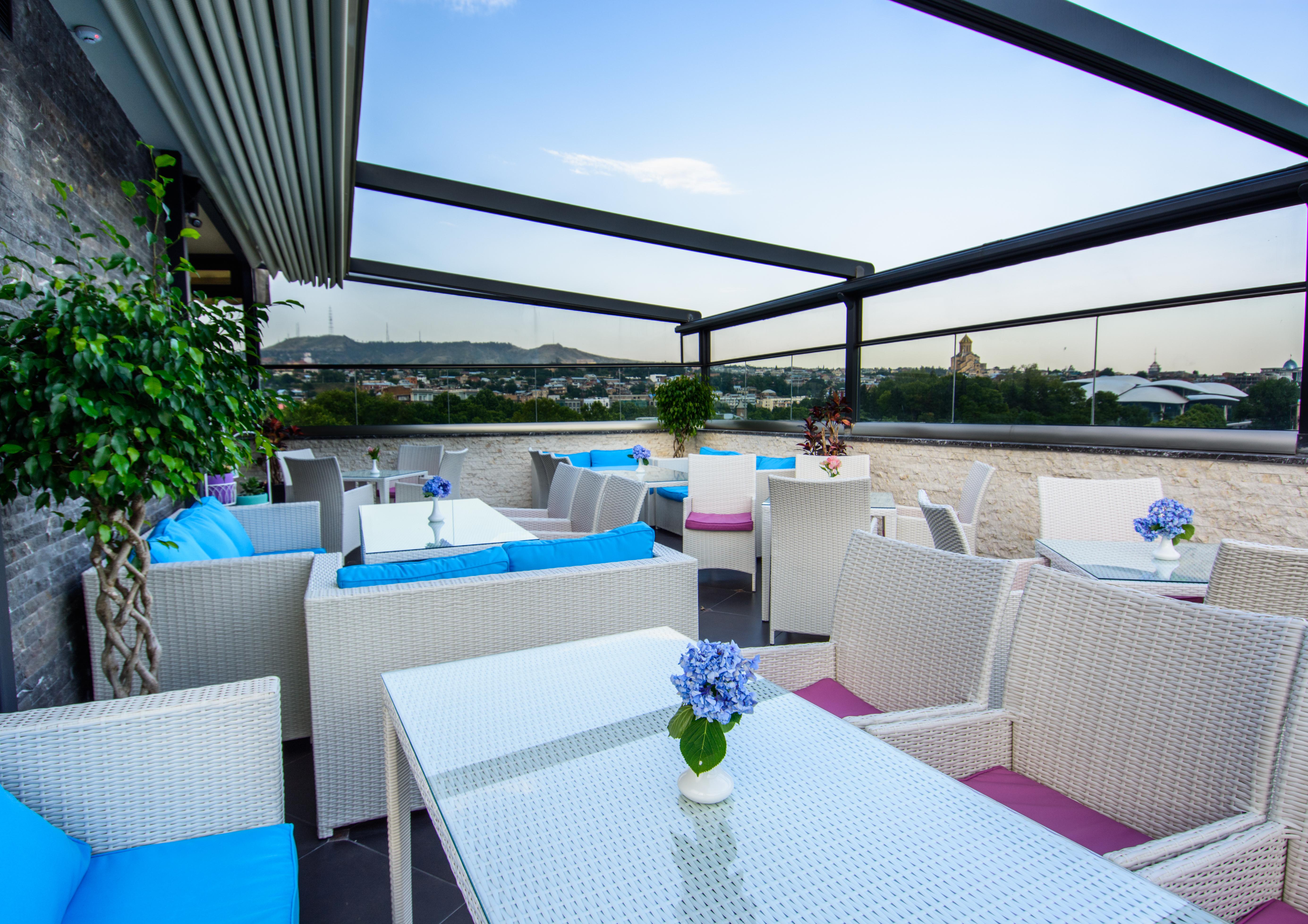 리버 사이드 호텔 츠빌리시 트빌리시 외부 사진 Skyline Terrace